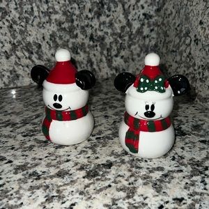 mickey and minnie disney christmas salt and pepper shakers
